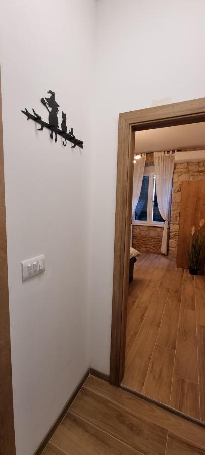 Apartman Kolura Vis Dış mekan fotoğraf